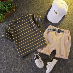 Boys Casual Round Neck Short-Sleeved Striped T-Shirt And Shorts Set